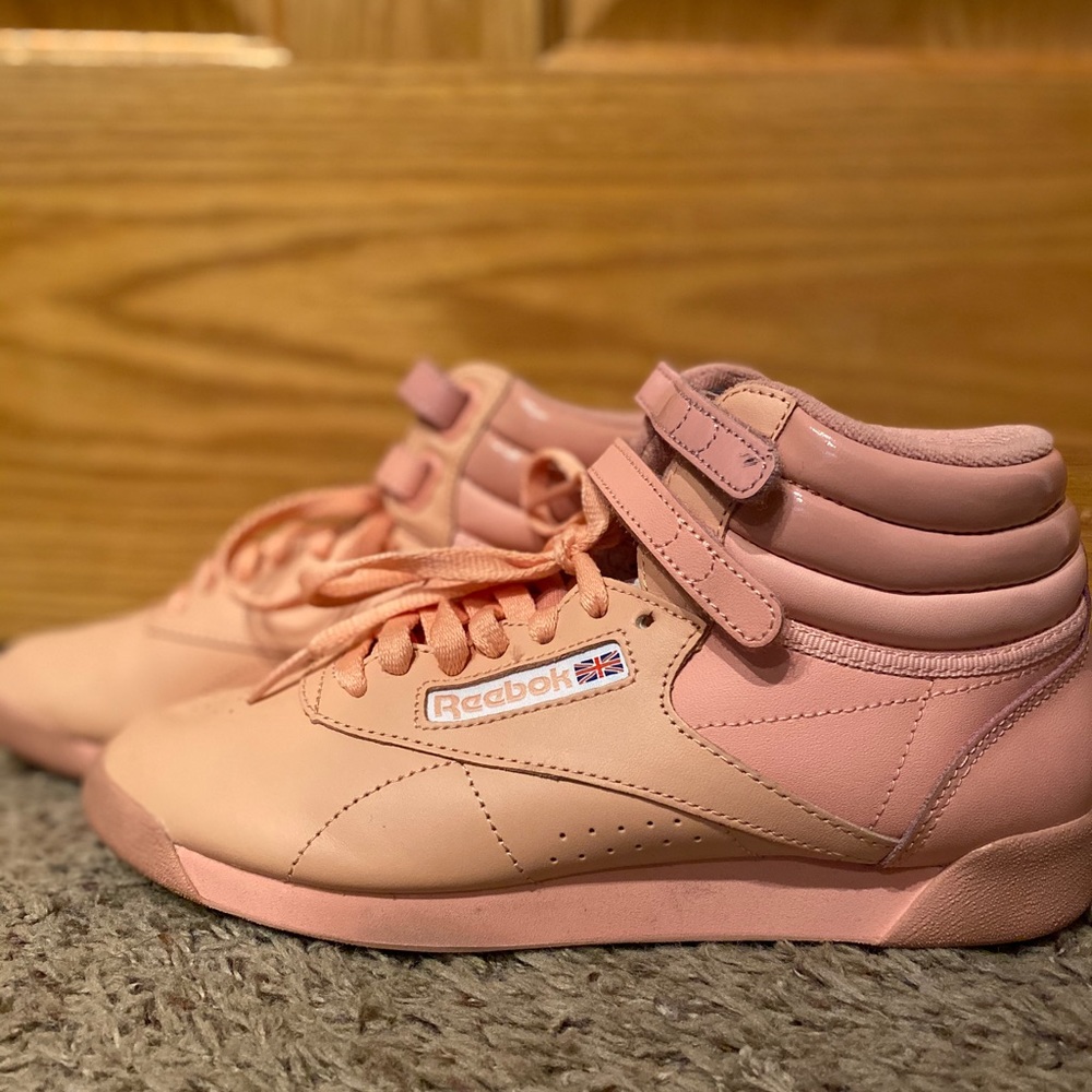 Reebok high tops. Size 7
